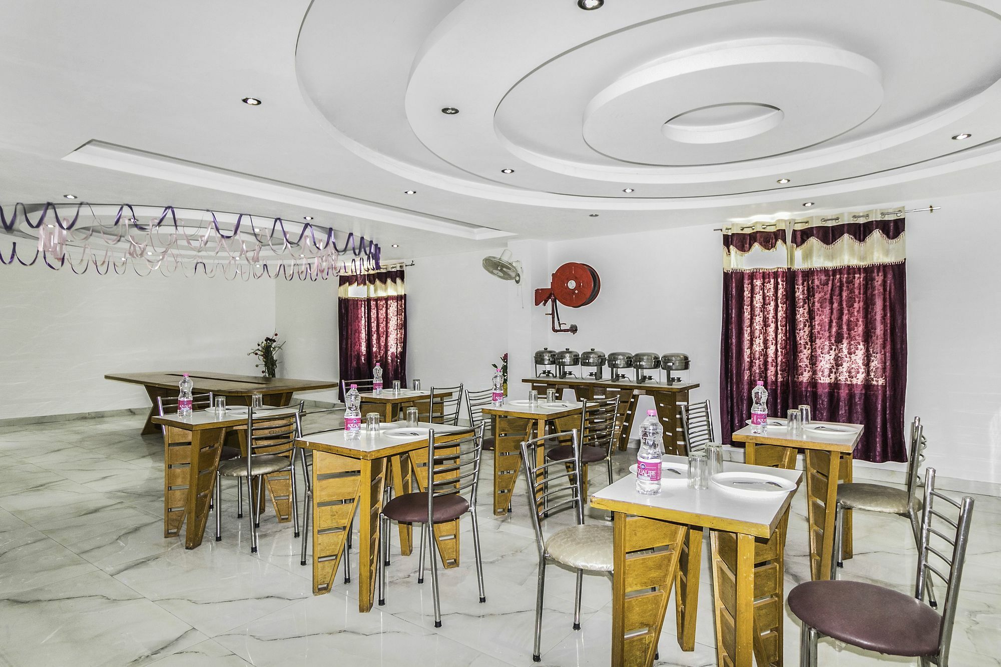 Airport Hotel Ambrosia New Delhi Exteriör bild