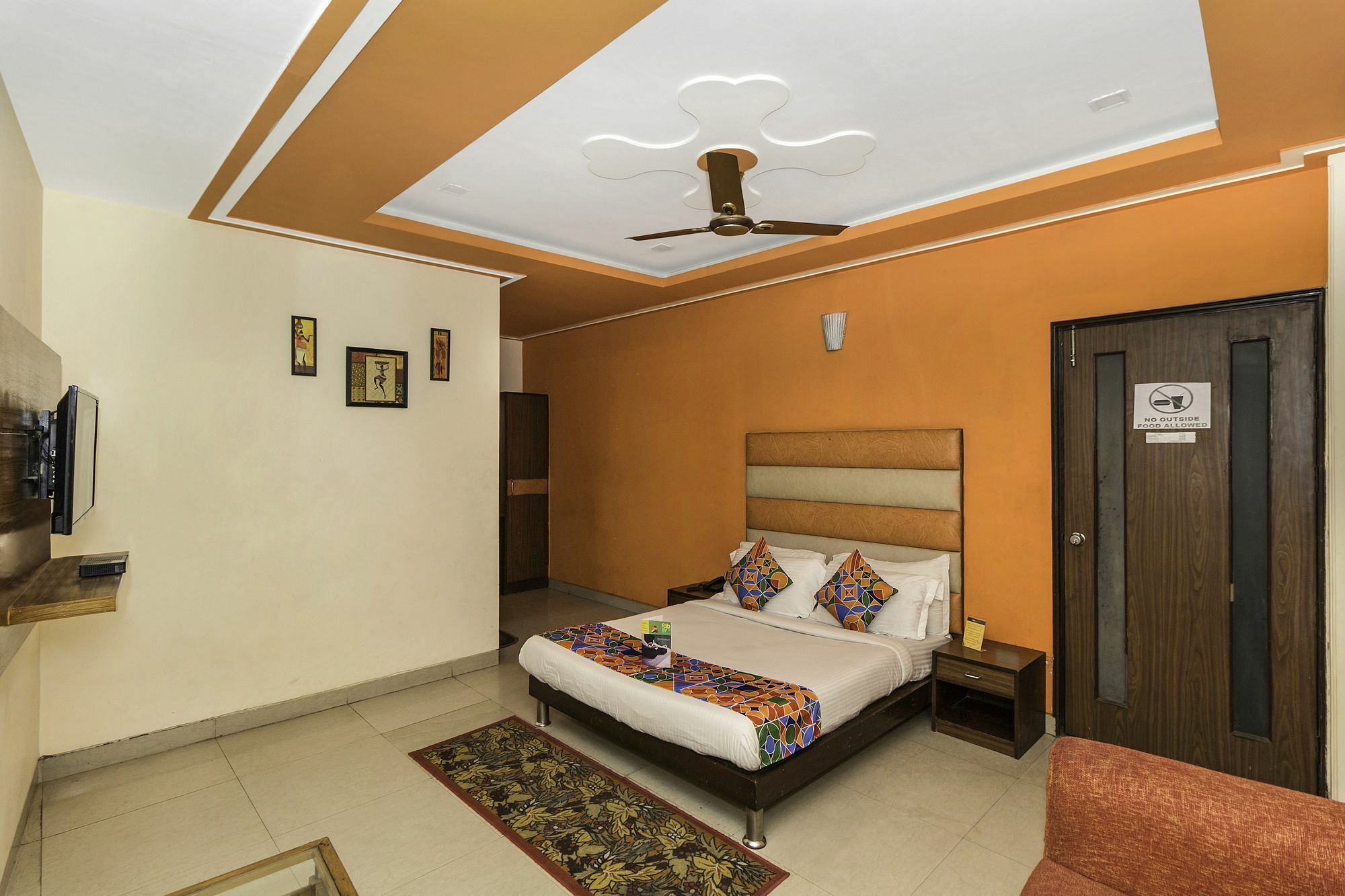 Airport Hotel Ambrosia New Delhi Exteriör bild